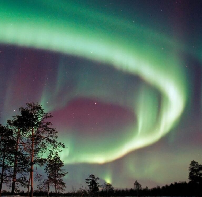 Chasing the Northern Lights in Lapland: Debunking the Myth of Needing Extreme Cold