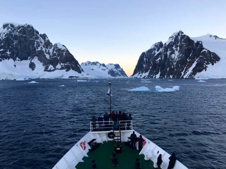 Discover the Essentials: Independent Travel to Antarctica – No Tours Needed! | Our Expert Arctic Blog
