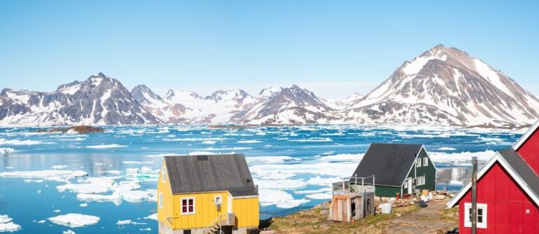 Discover the Geographical Location of Greenland: Is It Closer to Canada or Europe?