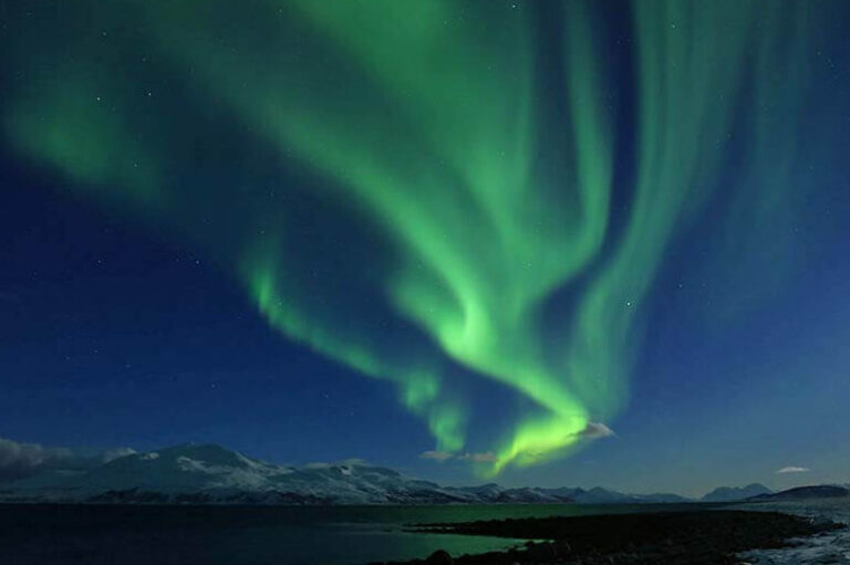 Discover the ideal temperature for viewing Northern Lights in Tromso, Norway