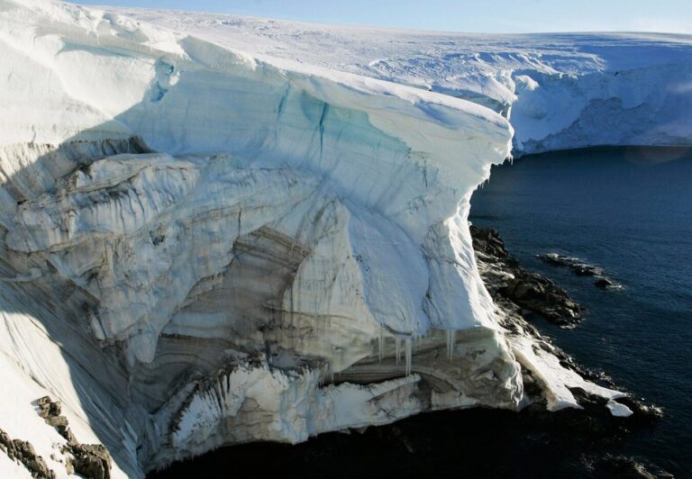 Discovering the Limits: How Long Can You Safely Stay in Antarctica?