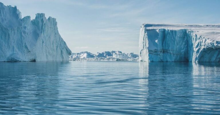 Exploring the Arctic in July: Discover the Chilling Temperatures of the Arctic Circle