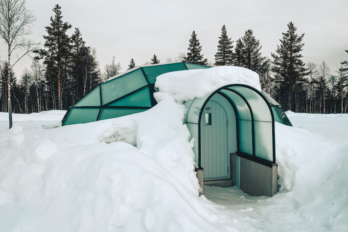 Igloo Survival: To Light or Not to Light a Fire in Lapland?